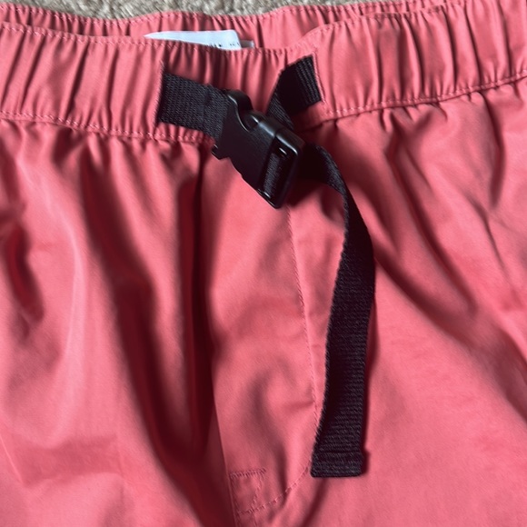 Zara Technical Short - Picture 8 of 16